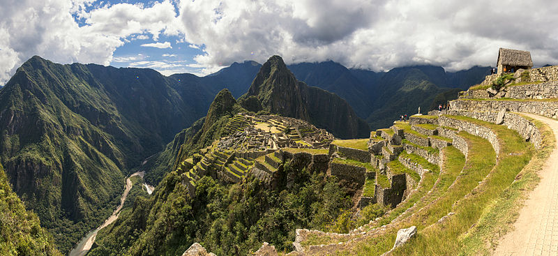 1_pano_machu_picchu_guard_house_river_2014