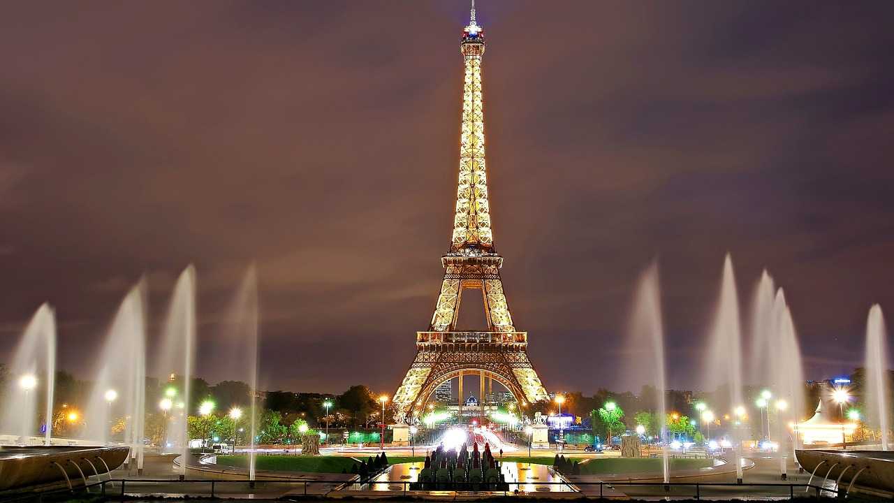 Torre Eiffel, Paris, França