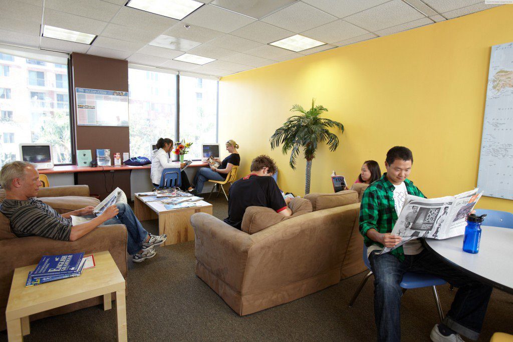 elc-los-angeles-school-center-student-lounge