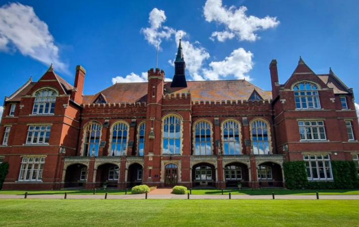 Imagem da Bedford School.